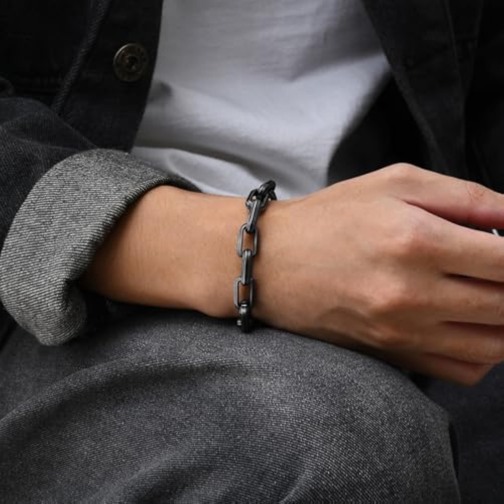 Men's Black Stainless Steel Openable Fancy Bracelet, Stylish Gift